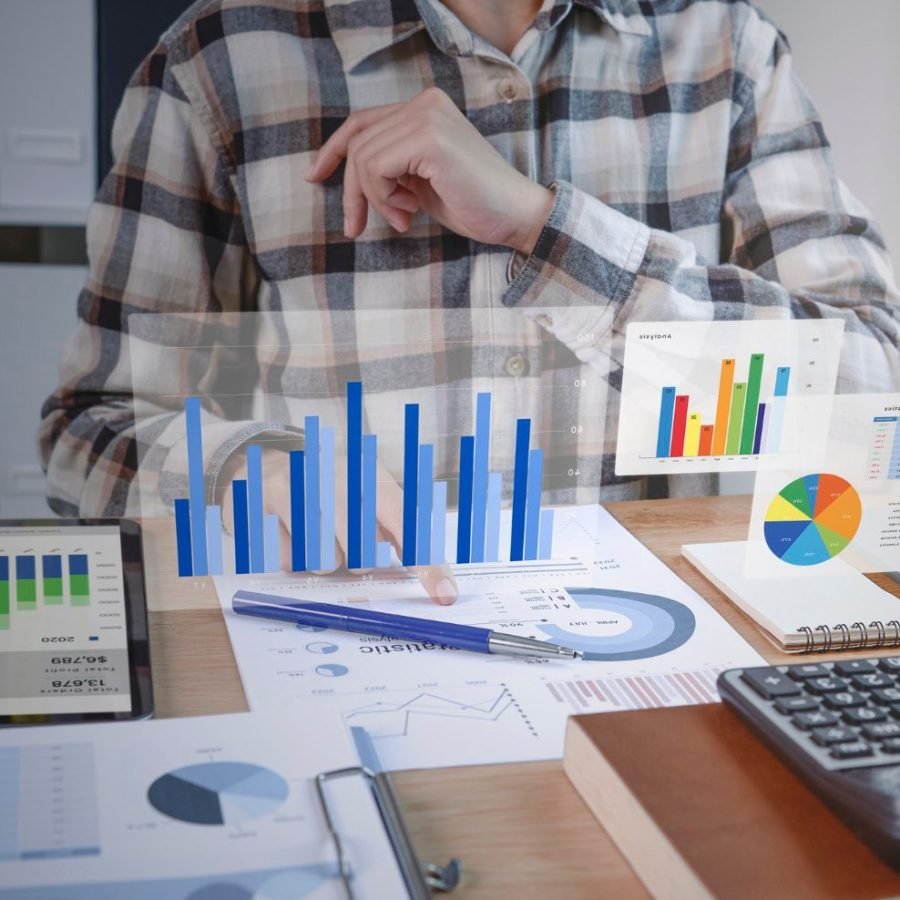 businesspeople-working-finance-accounting-analyze-financi